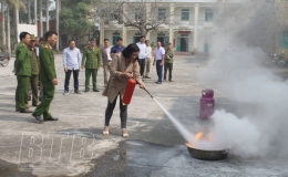 Tập huấn nghiệp vụ ph&ograve;ng ch&aacute;y, chữa ch&aacute;y tại x&atilde; Vũ Đo&agrave;i