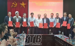 Triển khai c&ocirc;ng t&aacute;c thi đua khen thưởng v&agrave; k&yacute; giao ước thi đua Khối t&agrave;i ch&iacute;nh &ndash; kinh tế - kỹ thuật 