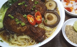 Bật m&iacute; c&ocirc;ng thức l&agrave;m m&oacute;n m&igrave; g&agrave; tiềm thơm ngon bổ dưỡng