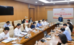 Ủy ban Thường vụ Quốc hội cho &yacute; kiến dự &aacute;n Luật C&ocirc;ng đo&agrave;n (sửa đổi)