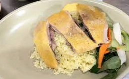 Xung quanh vụ nghi ngộ độc do ăn cơm g&agrave; ở Kh&aacute;nh H&ograve;a