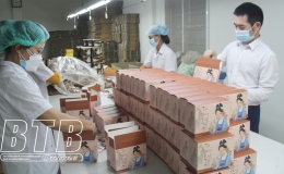 Hưng H&agrave;: N&ocirc;ng d&acirc;n bắt nhịp xu hướng chuyển đổi số trong n&ocirc;ng nghiệp