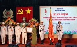 Trung đo&agrave;n 375 đ&oacute;n nhận Hu&acirc;n chương Chiến c&ocirc;ng hạng Ba