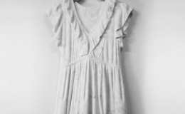 Những chiếc v&aacute;y duy&ecirc;n d&aacute;ng l&agrave;m từ đ&aacute; cẩm thạch