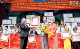 Anh h&ugrave;ng Lao động, Nghệ nh&acirc;n Trần Văn Sen