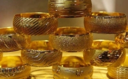 Gi&aacute; v&agrave;ng lao dốc kh&ocirc;ng ngừng ở chiều mua v&agrave;o