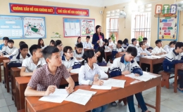 Tăng cường c&ocirc;ng t&aacute;c quản l&yacute; trong trường học, n&acirc;ng cao đạo đức nh&agrave; gi&aacute;o