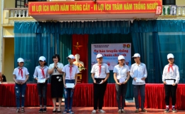 Trường THCS Ph&uacute; Xu&acirc;n: tự h&agrave;o truyền thống tiếp bước cha anh