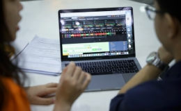 Lượng t&agrave;i khoản chứng kho&aacute;n mở mới tăng kỷ lục