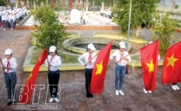 Đổi mới h&igrave;nh thức gi&aacute;o dục truyền thống trong trường học