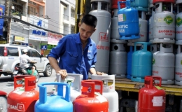 Gi&aacute; gas tiếp đ&agrave; giảm