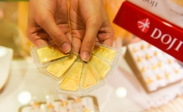 Gi&aacute; v&agrave;ng đi xuống đầu tuần