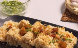 Mẹo l&agrave;m cơm ch&aacute;y nước mắm tỏi ớt gi&ograve;n rụm