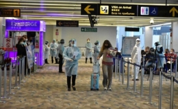 Phuket đ&oacute;n kh&aacute;ch quốc tế trở lại