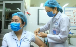 Thêm 20.203 người được tiêm chủng vaccine phòng Covid-19 trong ngày 22/4