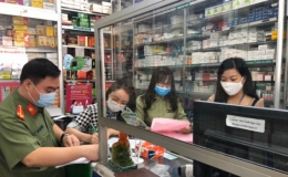 Bộ Y tế: Gi&aacute;m s&aacute;t chặt việc mua b&aacute;n thuốc điều trị COVID-19, xử l&yacute; nghi&ecirc;m sai phạm