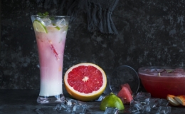 C&aacute;ch pha sữa chua dưa hấu