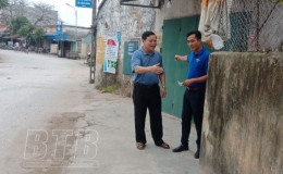 Hiến gần 150 m&eacute;t vu&ocirc;ng đất l&agrave;m đường n&ocirc;ng th&ocirc;n