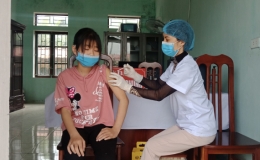 Tiền Hải: Tổ chức ti&ecirc;m 1.700 liều vắc xin ph&ograve;ng Covid-19 cho trẻ dưới 12 tuổi