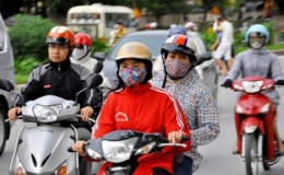 Bắc Bộ tiếp tục r&eacute;t, Trung Bộ c&oacute; mưa r&agrave;o v&agrave; d&ocirc;ng