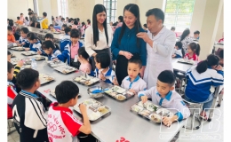 Hưng H&agrave;: X&acirc;y dựng m&ocirc; h&igrave;nh &ldquo;Bếp ăn 5 tốt&rdquo;