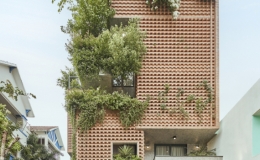 'Mặc &aacute;o' chống n&oacute;ng cho nh&agrave; hướng T&acirc;y