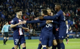 Messi, Mbappe gi&uacute;p PSG hạ đội nh&igrave; bảng Ligue 1