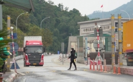 Nhiều cửa khẩu Lạng Sơn th&ocirc;ng quan xuy&ecirc;n nghỉ lễ