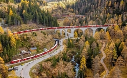 T&agrave;u chở kh&aacute;ch d&agrave;i nhất thế giới