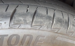 C&aacute;ch kiểm tra lốp để kh&ocirc;ng bị nổ tr&ecirc;n cao tốc