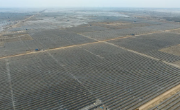 Nh&agrave; m&aacute;y năng lượng sạch lớn nhất thế giới hoạt động