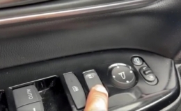 Những điều cần biết về n&uacute;t kh&oacute;a cửa &ocirc; t&ocirc;