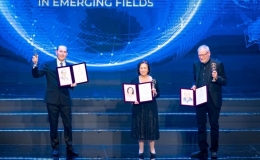 C&aacute;c nh&agrave; khoa học VinFuture được vinh danh tại Breakthrough 2025