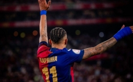 C&ocirc;ng bố đoạn ghi &acirc;m VAR hủy 11m của Raphinha ở chung kết Copa del Rey