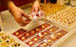 Gi&aacute; v&agrave;ng tăng vọt l&ecirc;n 118 triệu đồng/lượng