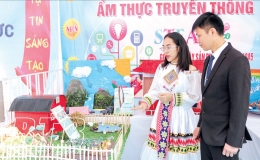 Gi&uacute;p học sinh kh&aacute;m ph&aacute;, s&aacute;ng tạo qua gi&aacute;o dục STEAM/STEM