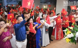 Lễ kỷ niệm 50 năm Ng&agrave;y Giải ph&oacute;ng miền nam, thống nhất đất nước tại Khon Kaen, Th&aacute;i Lan