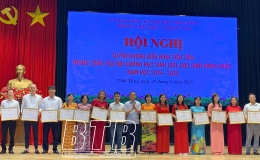 Th&aacute;i Thụy: Tuy&ecirc;n dương tập thể, gi&aacute;o vi&ecirc;n v&agrave; học sinh đạt th&agrave;nh t&iacute;ch cao năm học 2024-2025