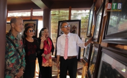 Triển l&atilde;m ảnh nghệ thuật &ldquo;Dấu thời gian&rdquo;