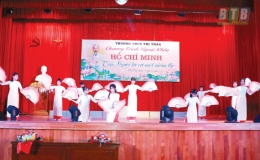 Ng&agrave;nh Gi&aacute;o dục: Nhiều c&aacute;ch l&agrave;m hay trong học tập v&agrave; l&agrave;m theo B&aacute;c