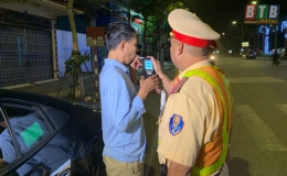 Mở đợt cao điểm xử l&yacute; vi phạm về nồng độ cồn