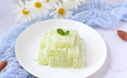 Thạch dưa chuột tẩm dừa giải nhiệt ng&agrave;y h&egrave;