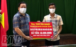 Kiến Xương: Tiếp nhận 45 triệu đồng ủng hộ quỹ ph&ograve;ng, chống dịch Covid-19