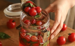 L&agrave;m c&agrave; chua bi dầm đường đ&aacute; m&aacute;t lạnh ng&agrave;y nắng n&oacute;ng