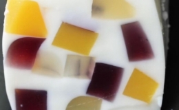 Trổ t&agrave;i l&agrave;m thạch sữa chua hoa quả đ&atilde;i cả nh&agrave;