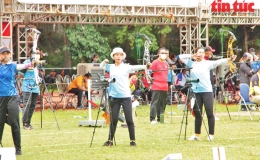 C&aacute;c nữ cung thủ gi&agrave;nh quyền tranh HCV cung 3 d&acirc;y đồng đội nữ