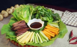Thịt b&ograve; cuốn l&aacute; cải - m&oacute;n ăn sạch v&agrave; ngon tuyệt cho ng&agrave;y nghỉ 