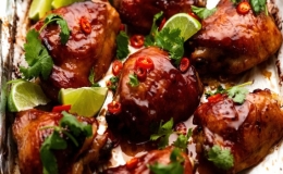 C&aacute;ch l&agrave;m g&agrave; nướng nhanh gọn cho m&acirc;m cơm h&egrave;