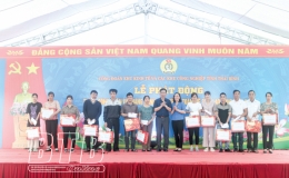 Hướng về cơ sở, v&igrave; người lao động