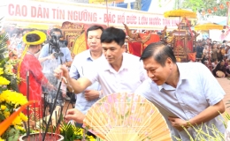 Khai mạc lễ hội đền La V&acirc;n